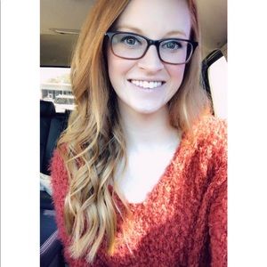 Meet your Posher, Kayla